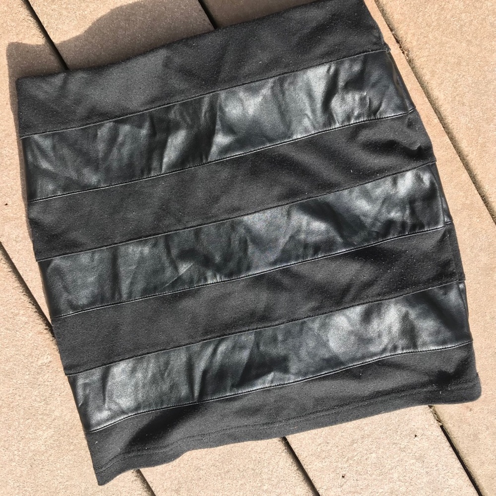 Black faux leather pencil skirt